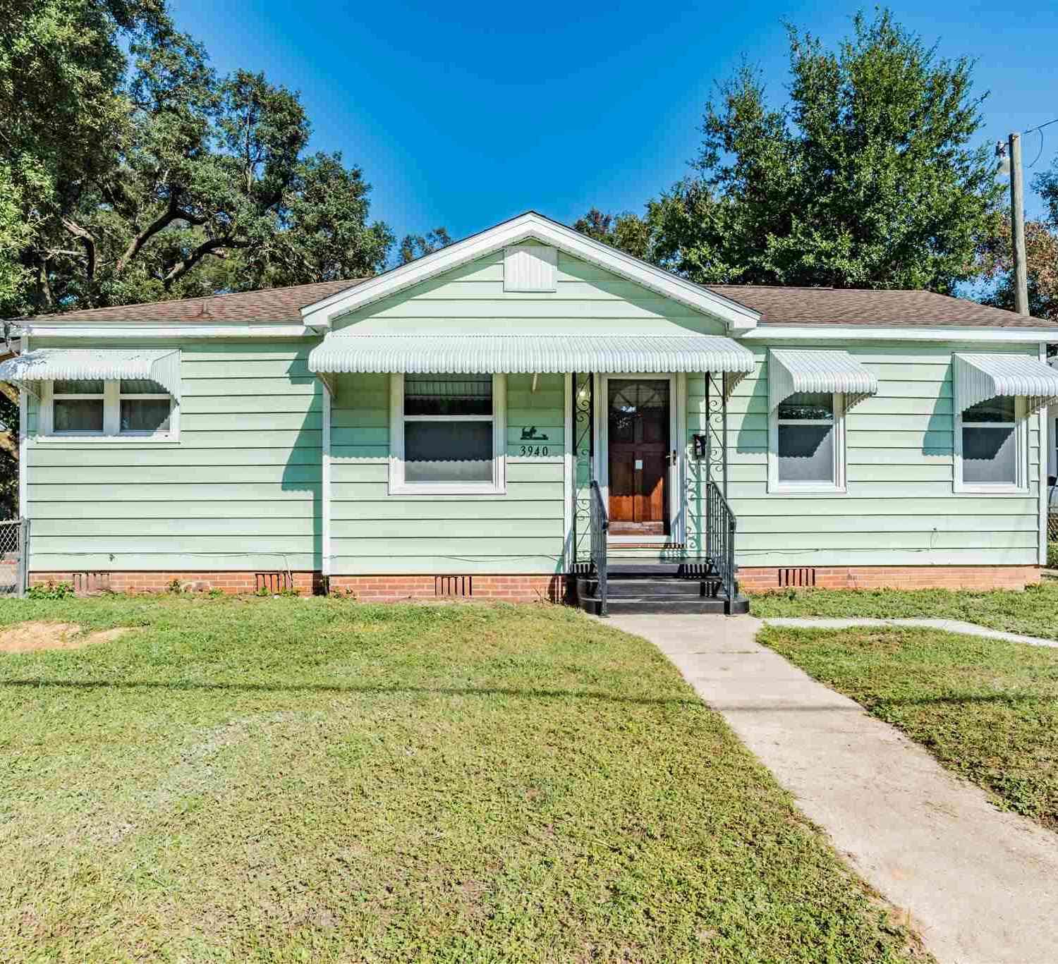 Homes For Sale - 3940 W Jackson St<br/> Pensacola, FL 32505