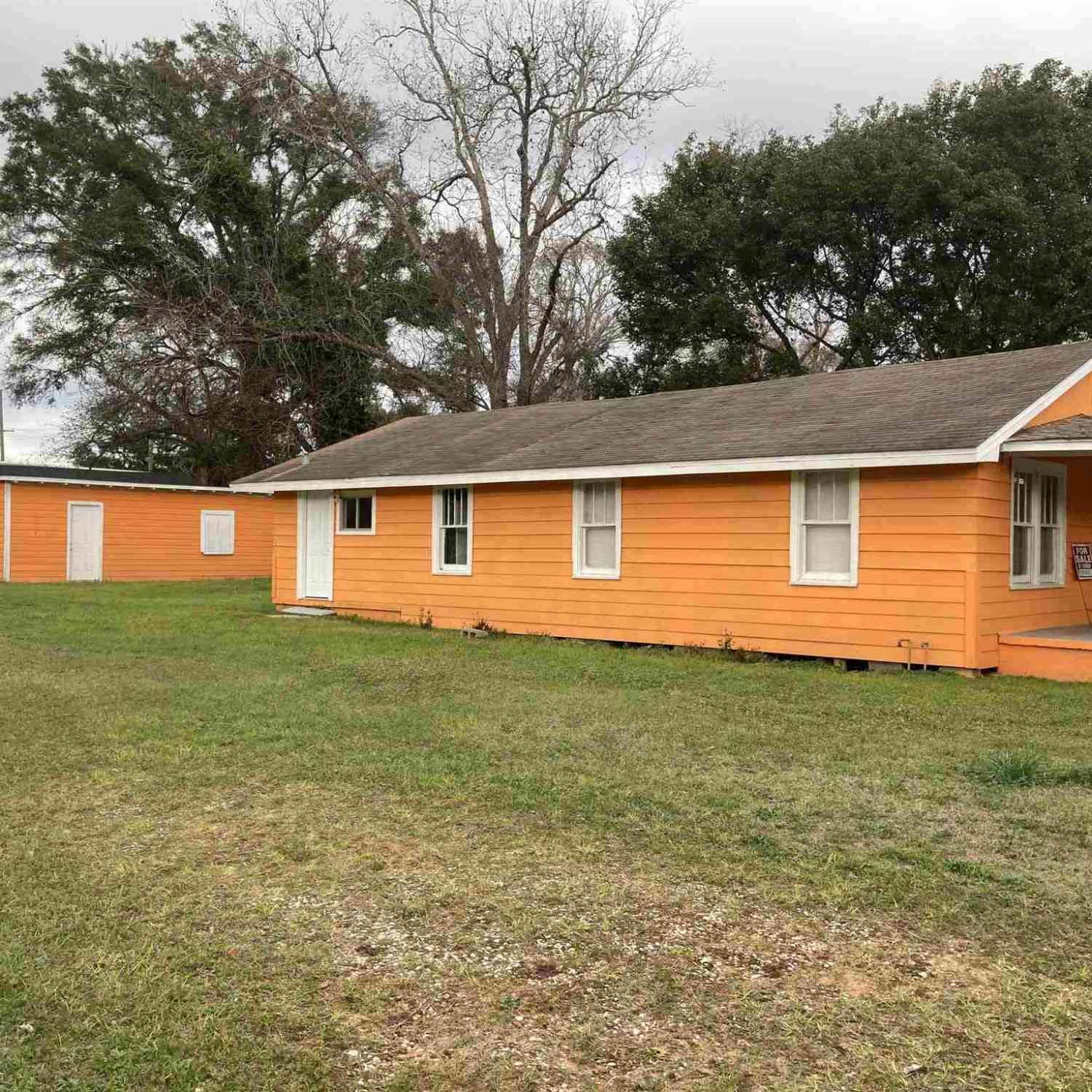 Homes For Sale - 2524 Hayes St<br/> Pensacola, FL 32505
