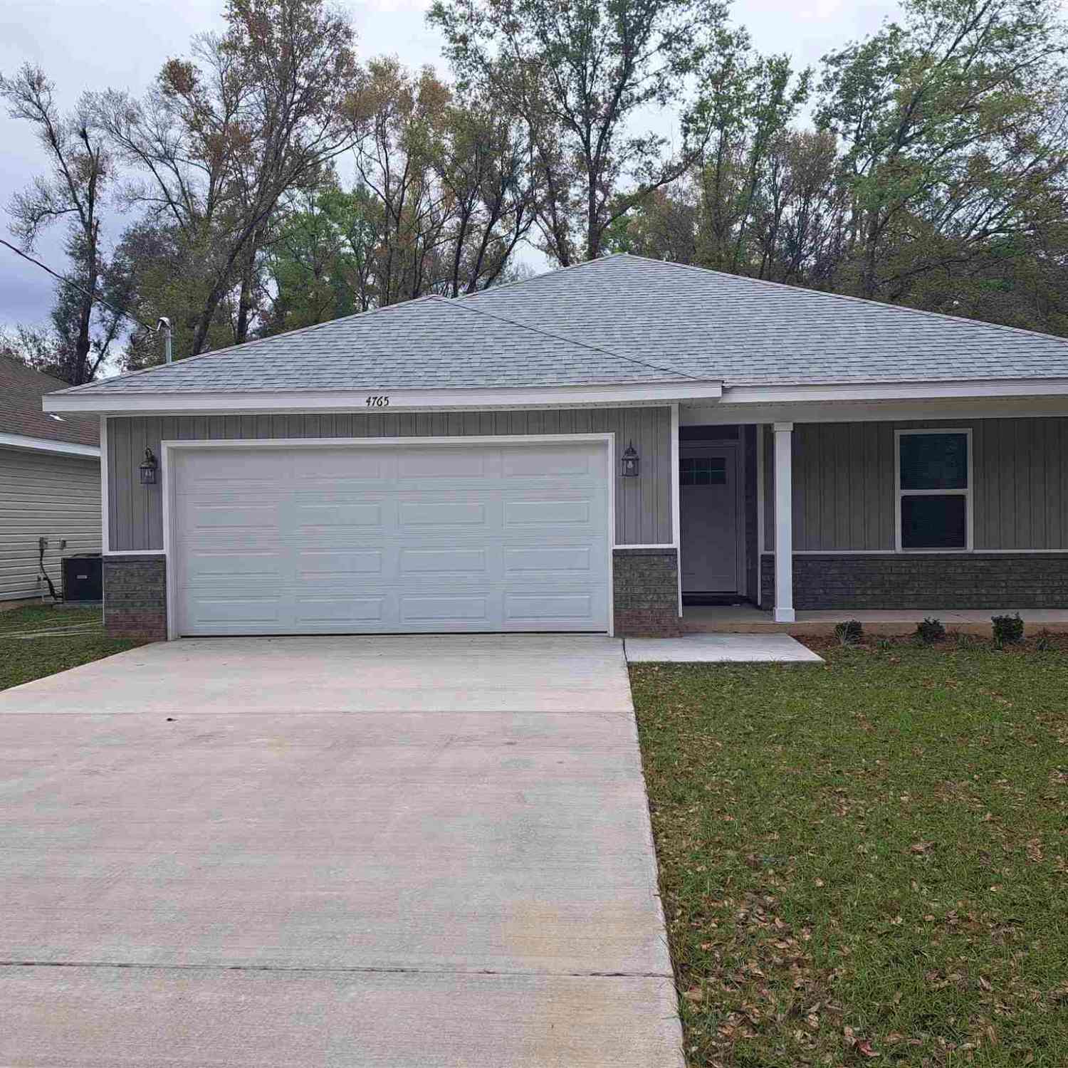 Homes For Sale - 4765 Cerny Rd<br/> Pensacola, FL 32526
