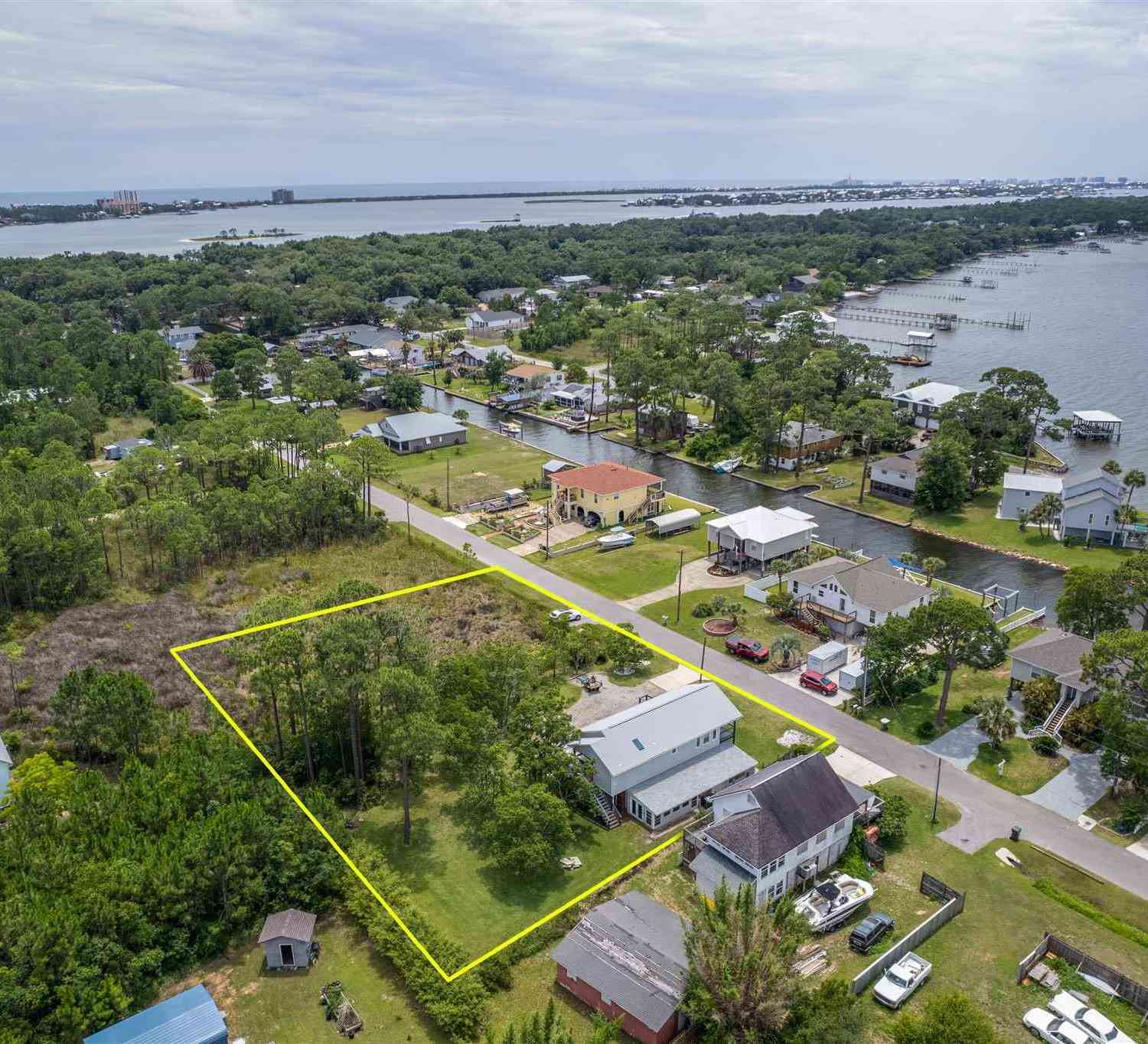 Homes For Sale - 5510 Bob-o-link Rd<br/> Pensacola, FL 32507