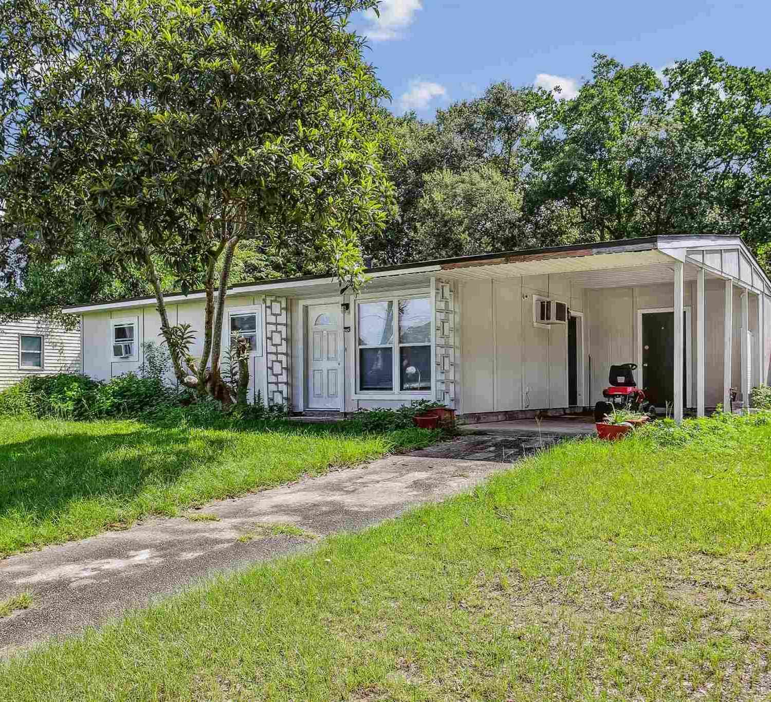 Homes For Sale - 5304 Bristol Ave<br/> Pensacola, FL 32505