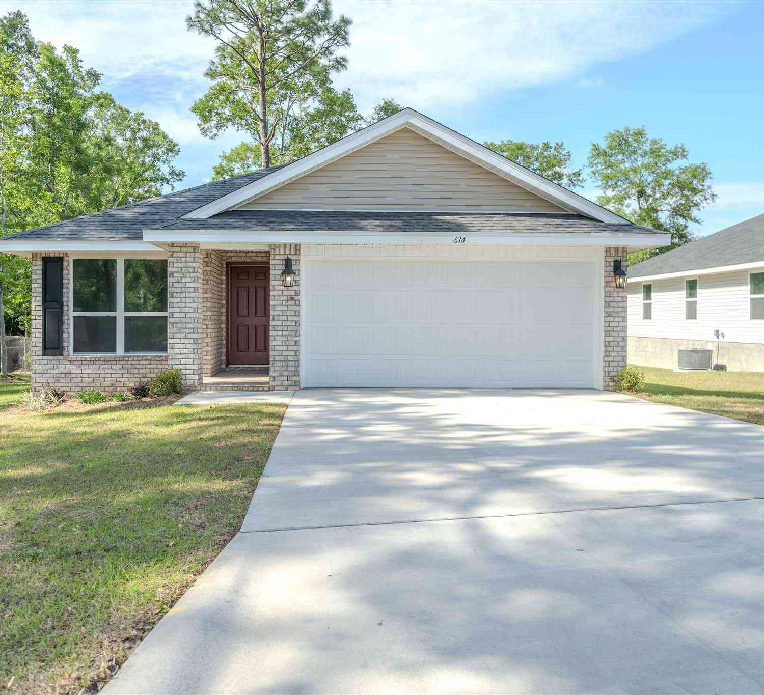 Homes For Sale - 614 Sandpine Dr #11 C<br/> Cantonment, FL 32533
