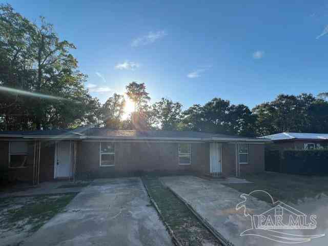 Multifamily For Sale - 1007 Winton Ave #A  B<br/> Pensacola, FL 32507