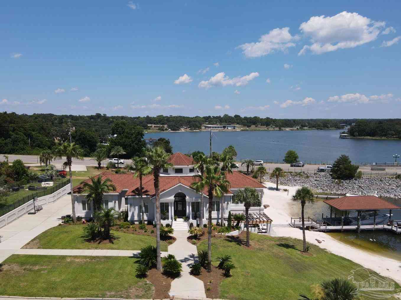 Homes For Sale - 2008 E Gadsden St<br/> Pensacola, FL 32501