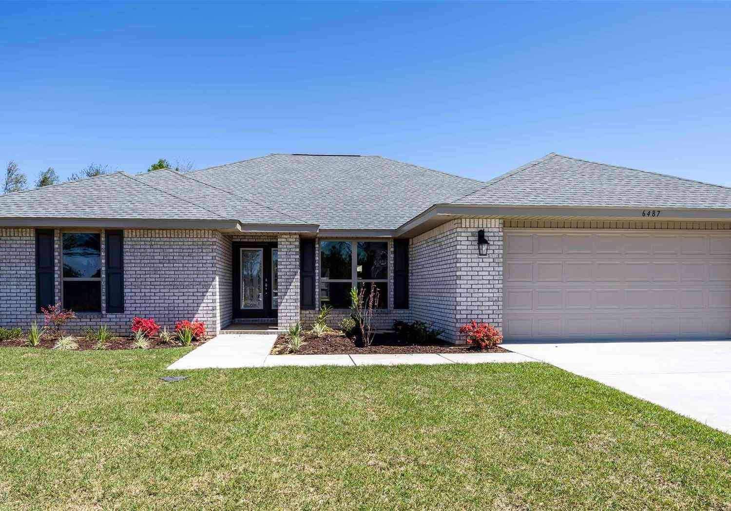 Homes For Sale - 6487 Benelli Dr<br/> Milton, FL 32570