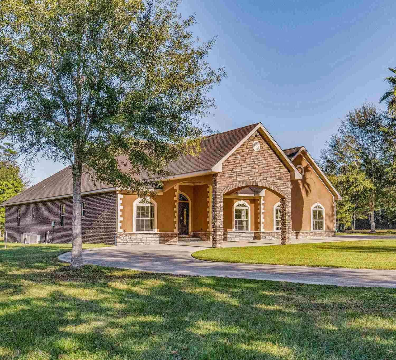 Homes For Sale - 1435 Kathleen Ave<br/> Cantonment, FL 32533