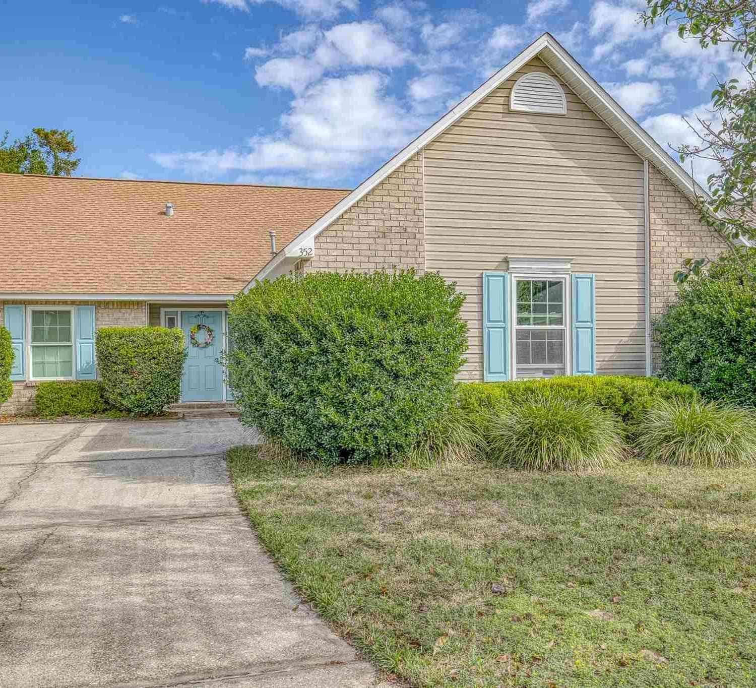 Homes For Sale - 352 Mirabelle Dr<br/> Pensacola, FL 32514