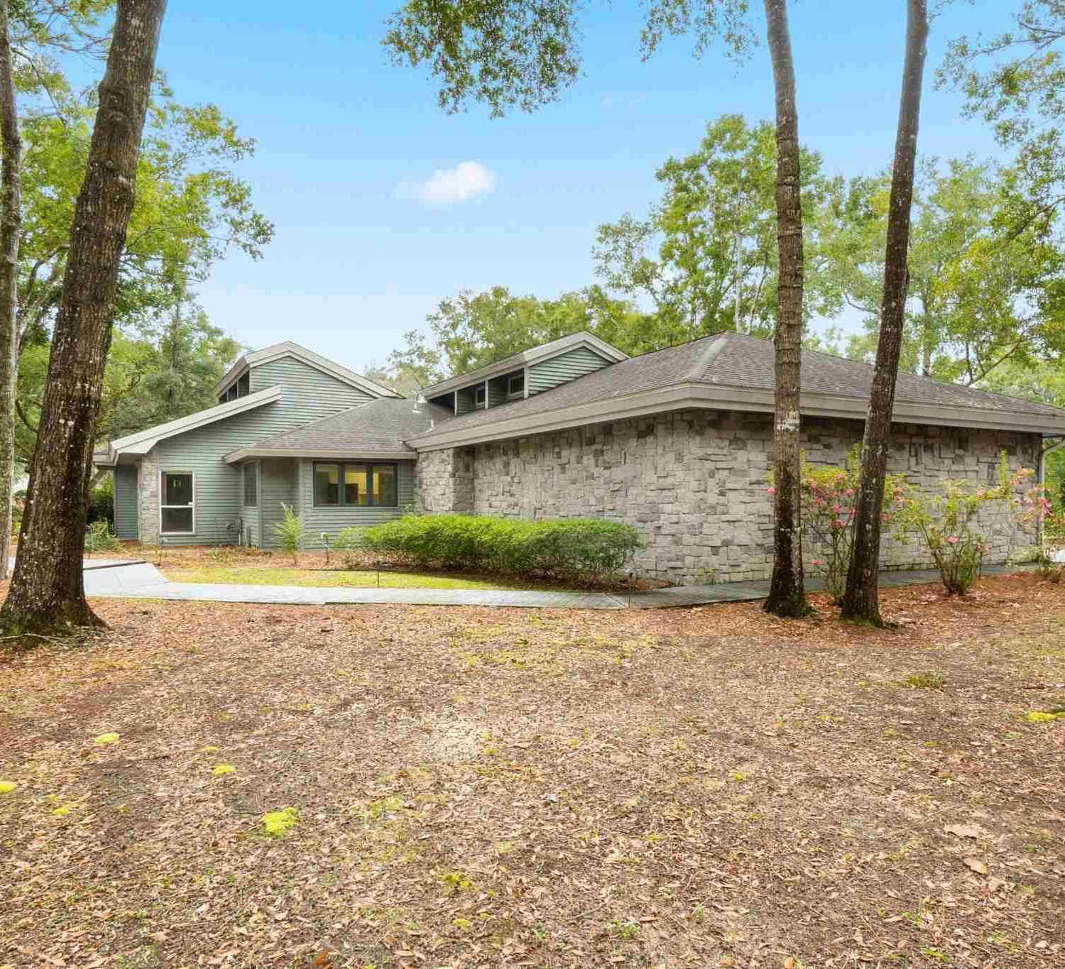 Homes For Sale - 3501 Bayswater Dr<br/> Pensacola, FL 32514