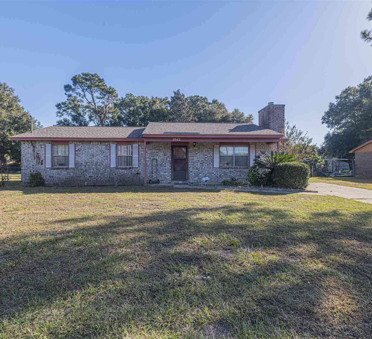 Homes For Sale - 2842 Godwin Ln<br/> Pensacola, FL 32526