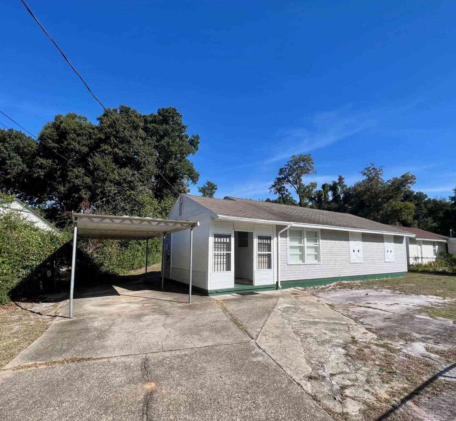 Homes For Sale - 122 Alice St<br/> Pensacola, FL 32505