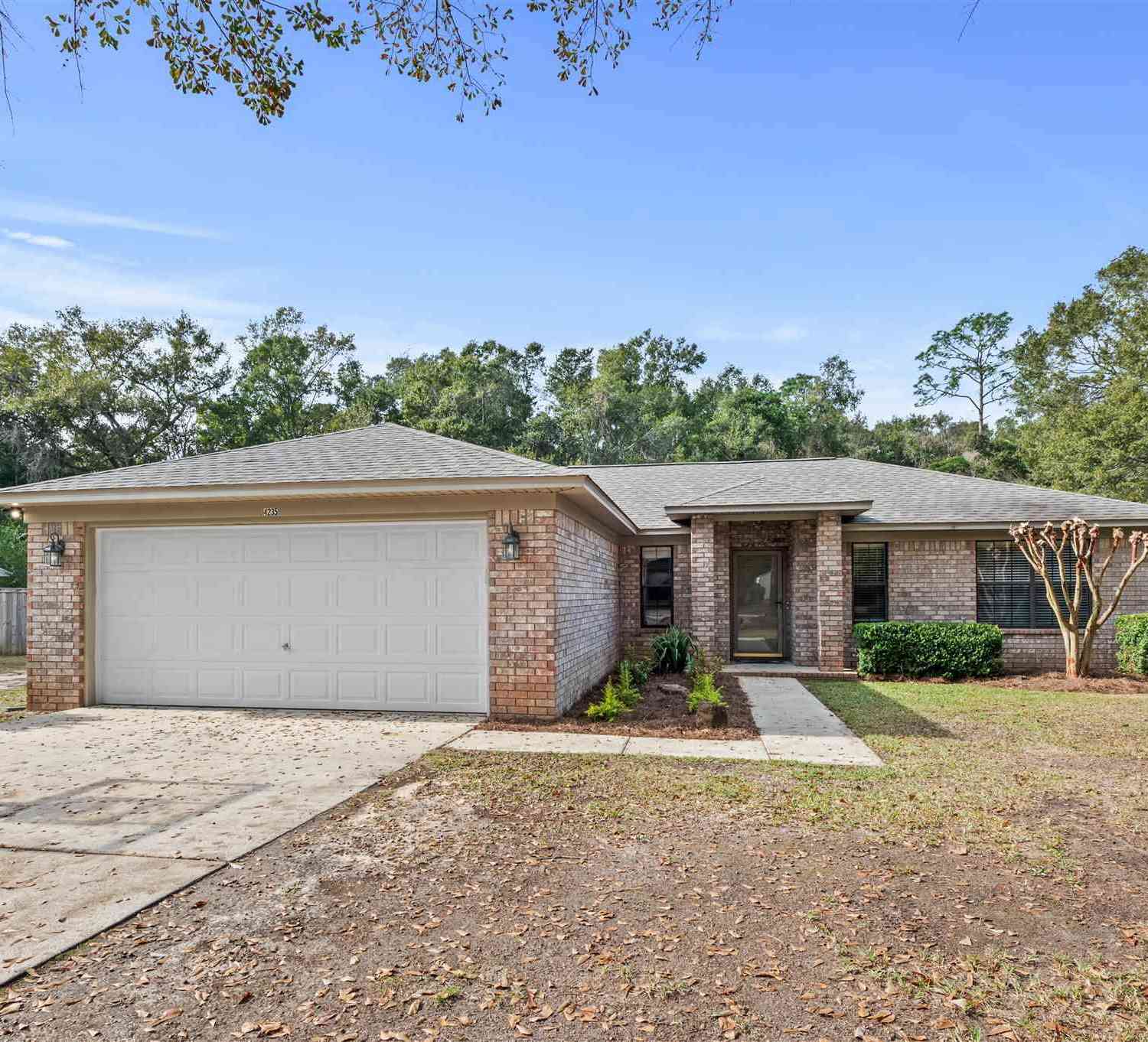 Homes For Sale - 4235 Regency Dr<br/> Pace, FL 32571