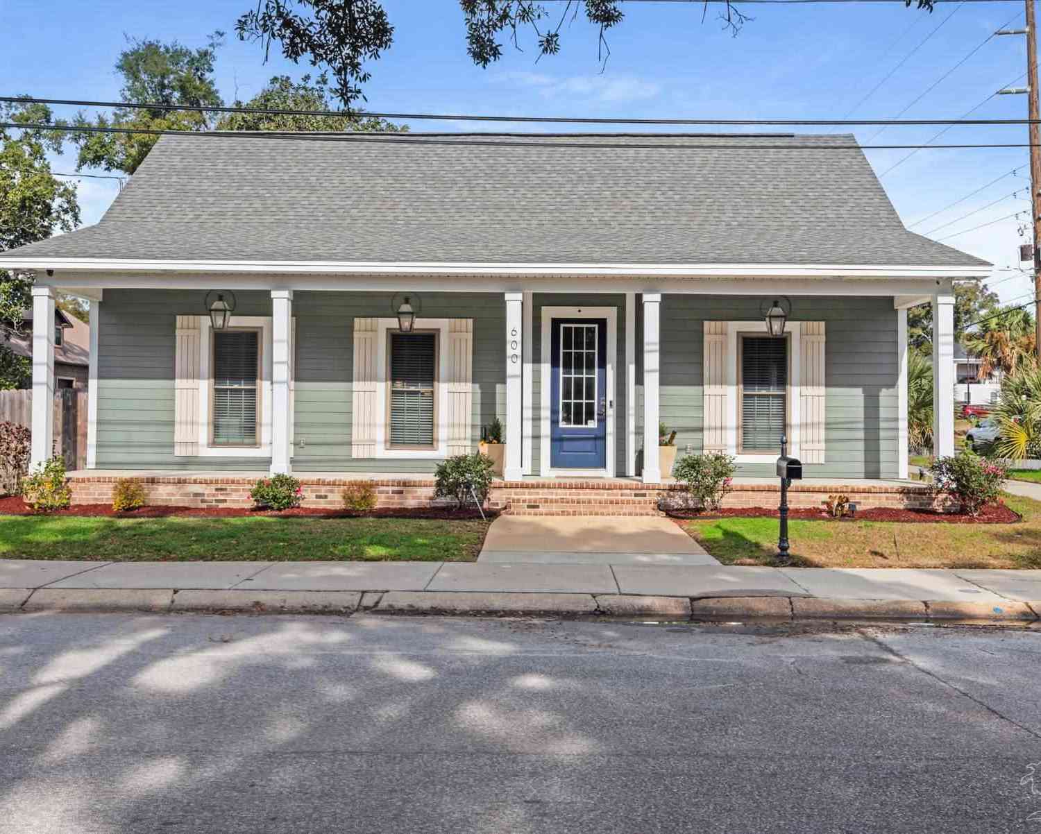 Homes For Sale - 600 W Wright St<br/> Pensacola, FL 32501