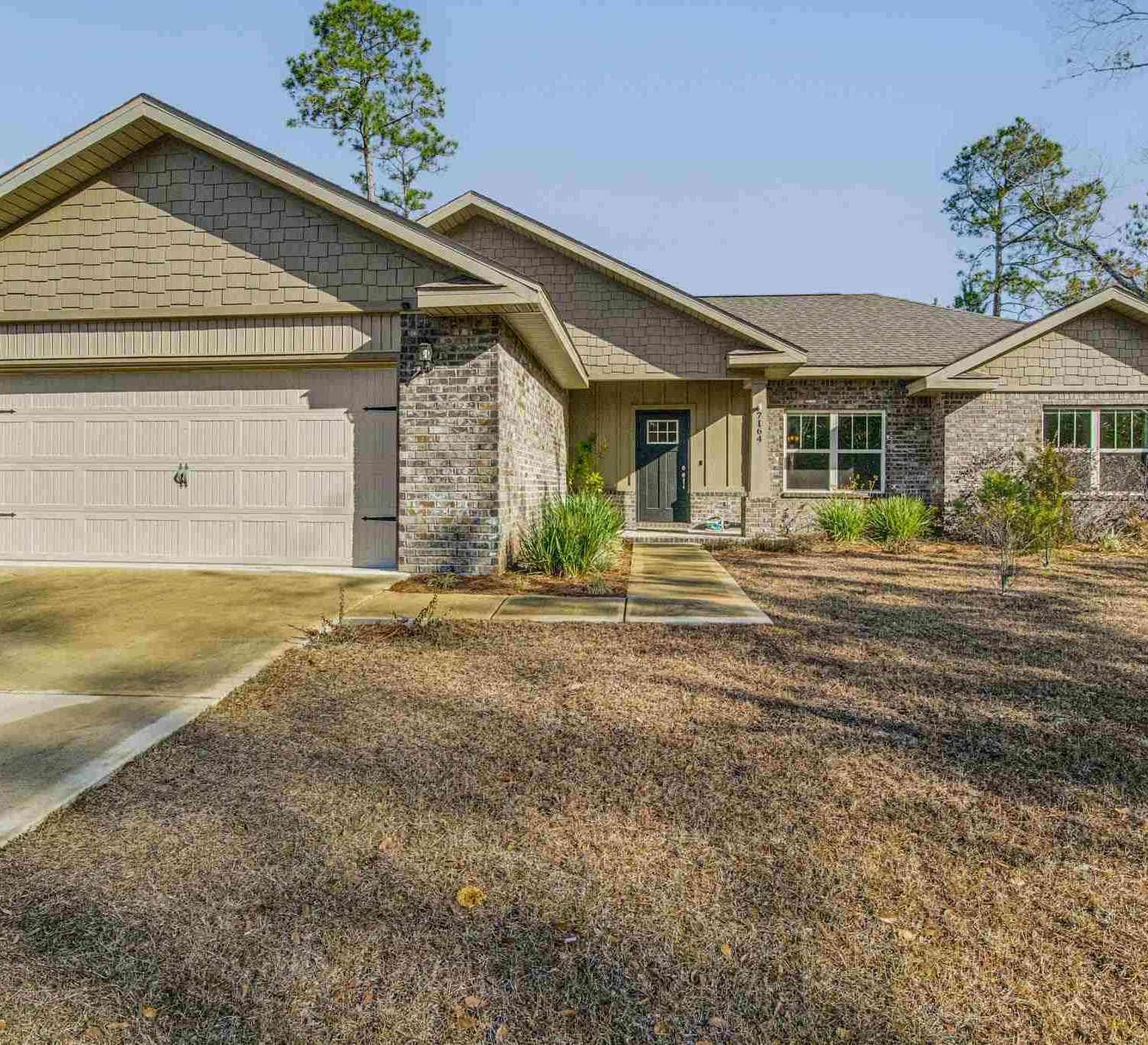 Homes For Sale - 7164 Blueberry Ln<br/> Navarre, FL 32566