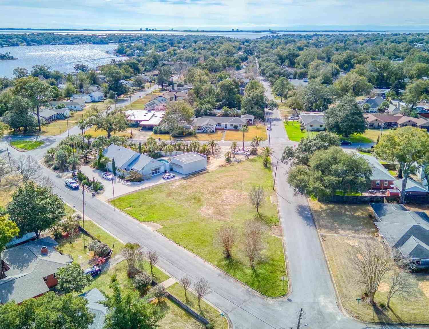 Vacant Land For Sale - 2731 Magnolia Ave<br/> Pensacola, FL 32503