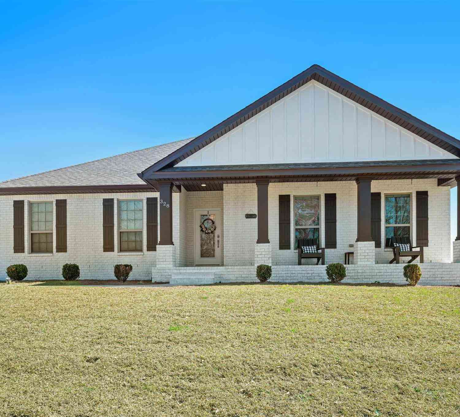 Homes For Sale - 328 Nowak Rd<br/> Cantonment, FL 32533
