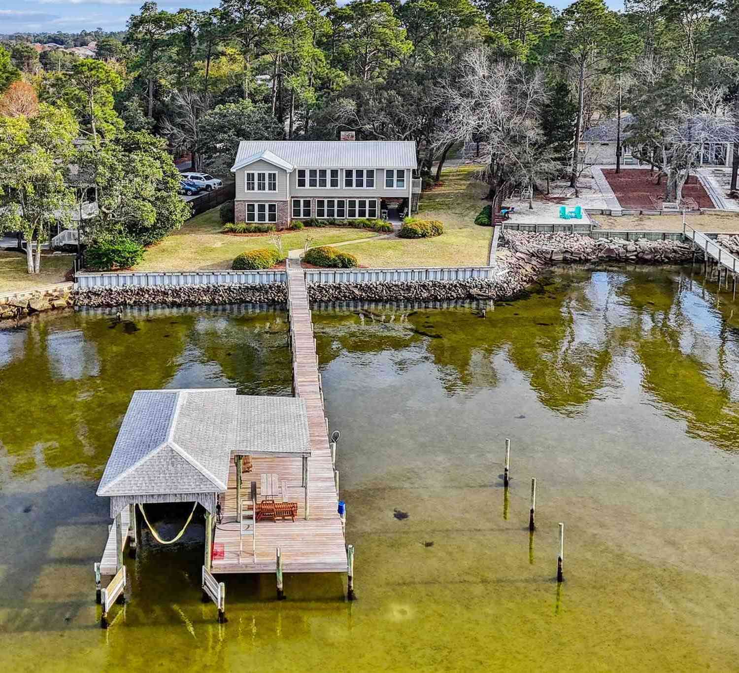 Homes For Sale - 5636 East Bay Blvd<br/> Gulf Breeze, FL 32563