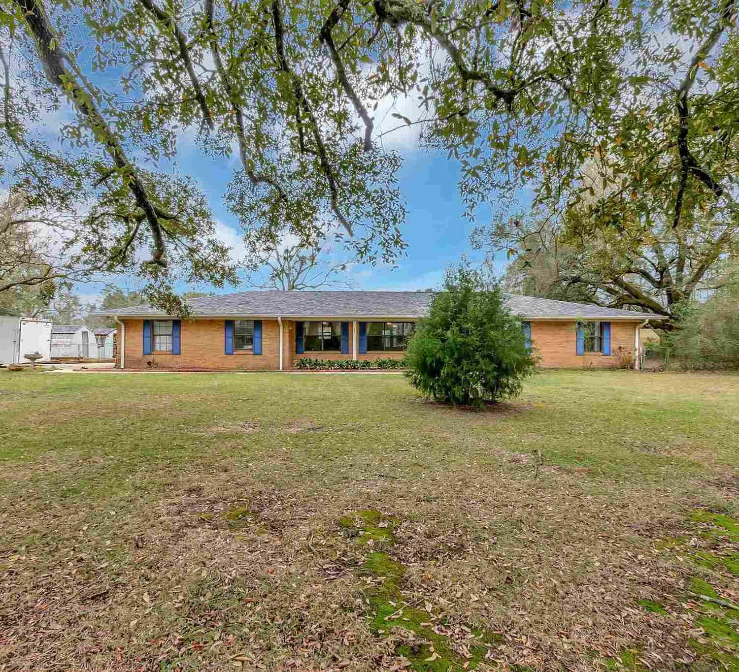 Homes For Sale - 2145 Mathison Rd<br/> Cantonment, FL 32533