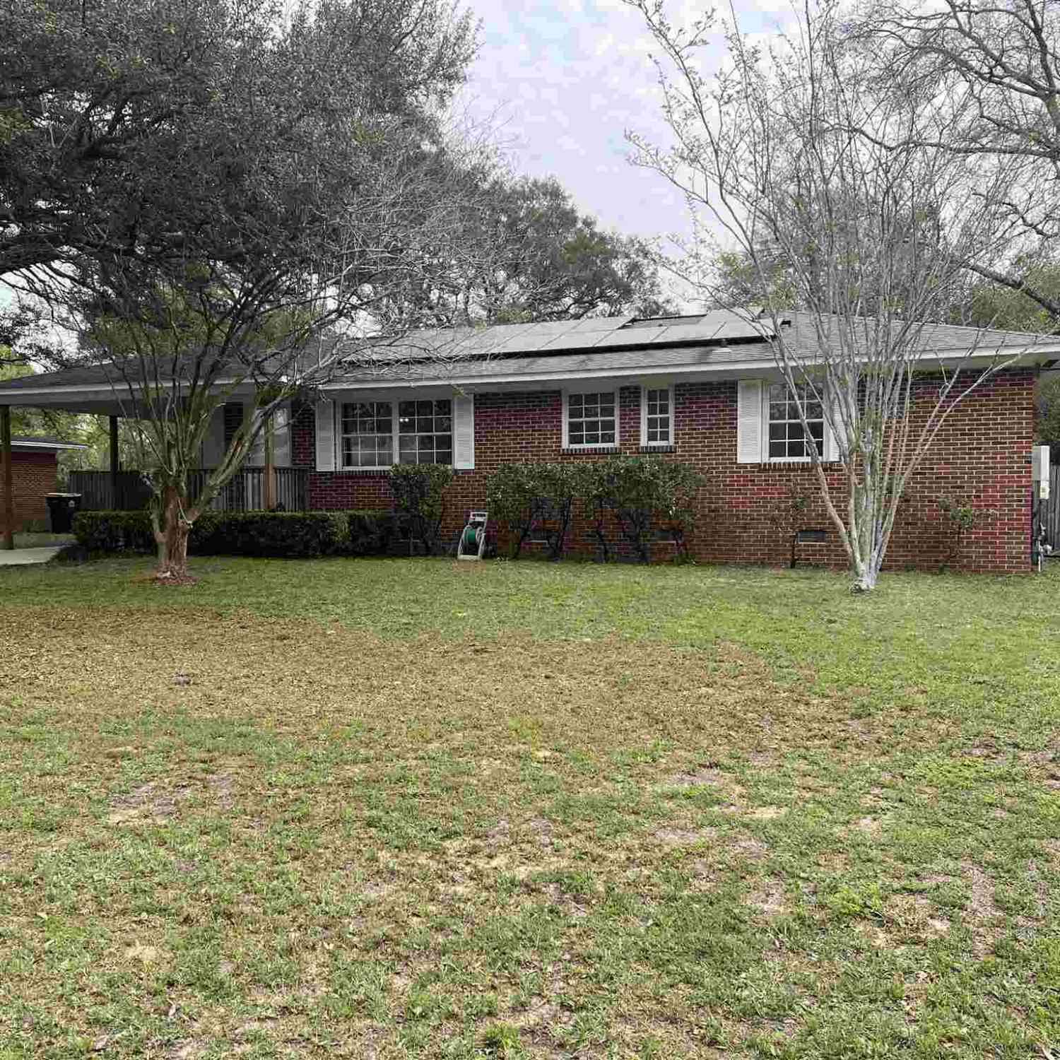 Homes For Sale - 6 S 73rd Ave<br/> Pensacola, FL 32506