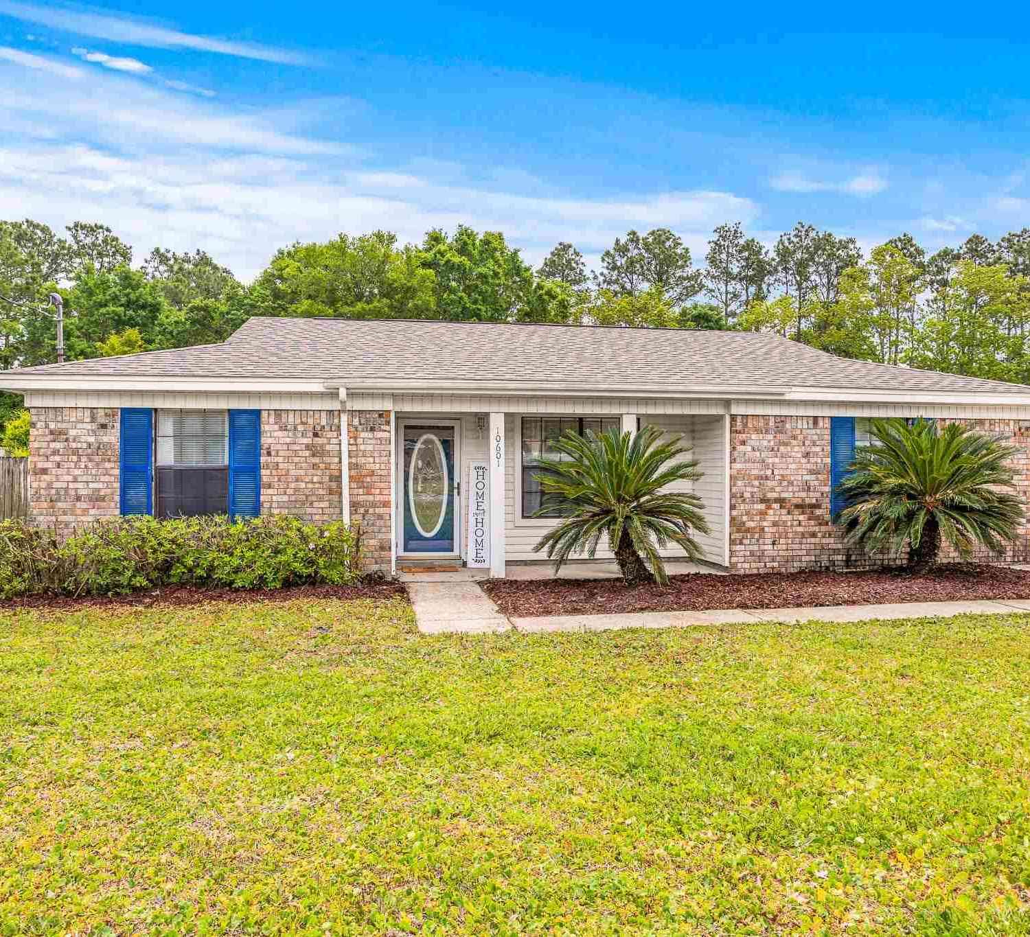 Homes For Sale - 10601 Silver Creek Dr<br/> Pensacola, FL 32506