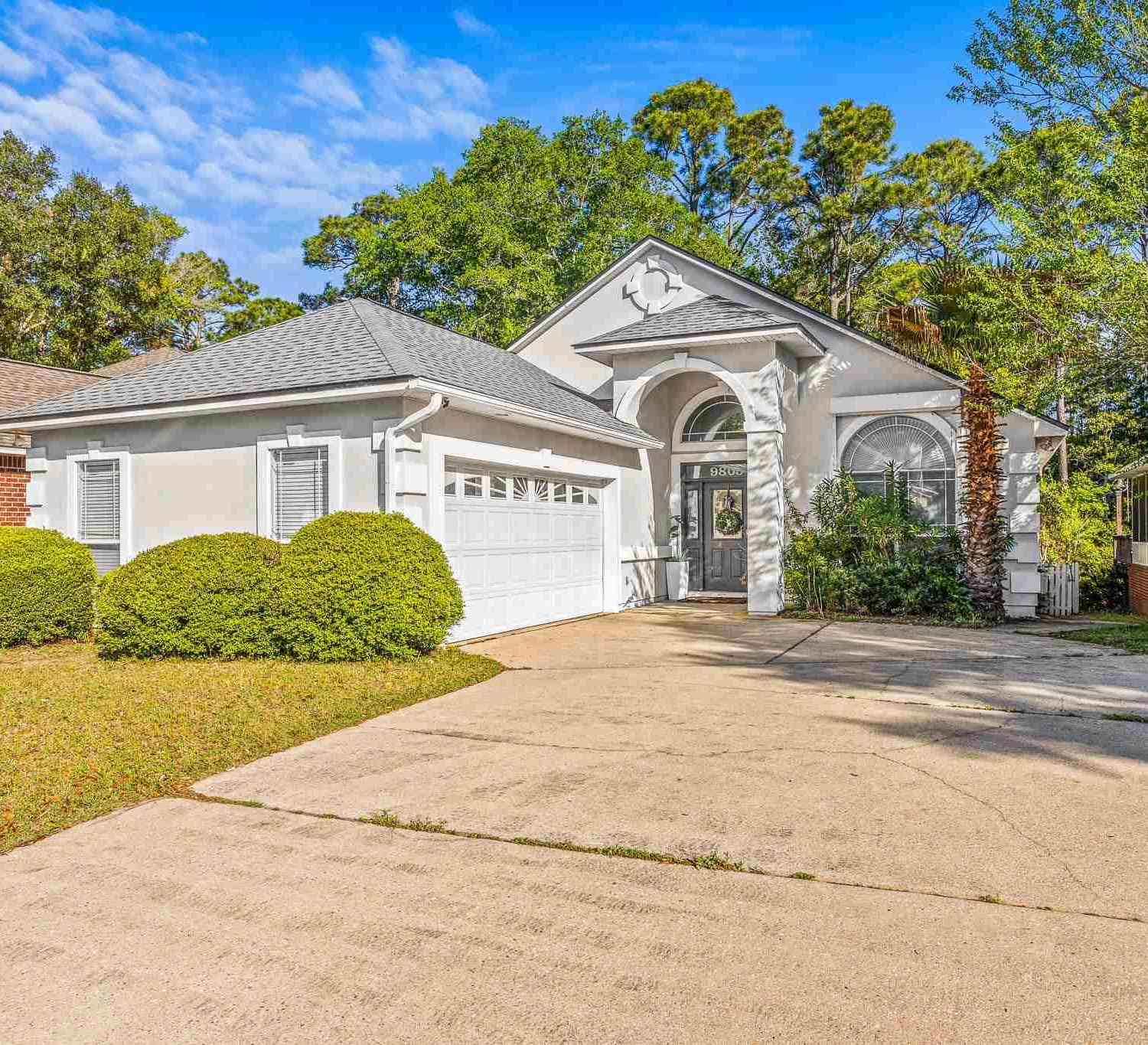 Homes For Sale - 9805 Rail Cir<br/> Pensacola, FL 32507