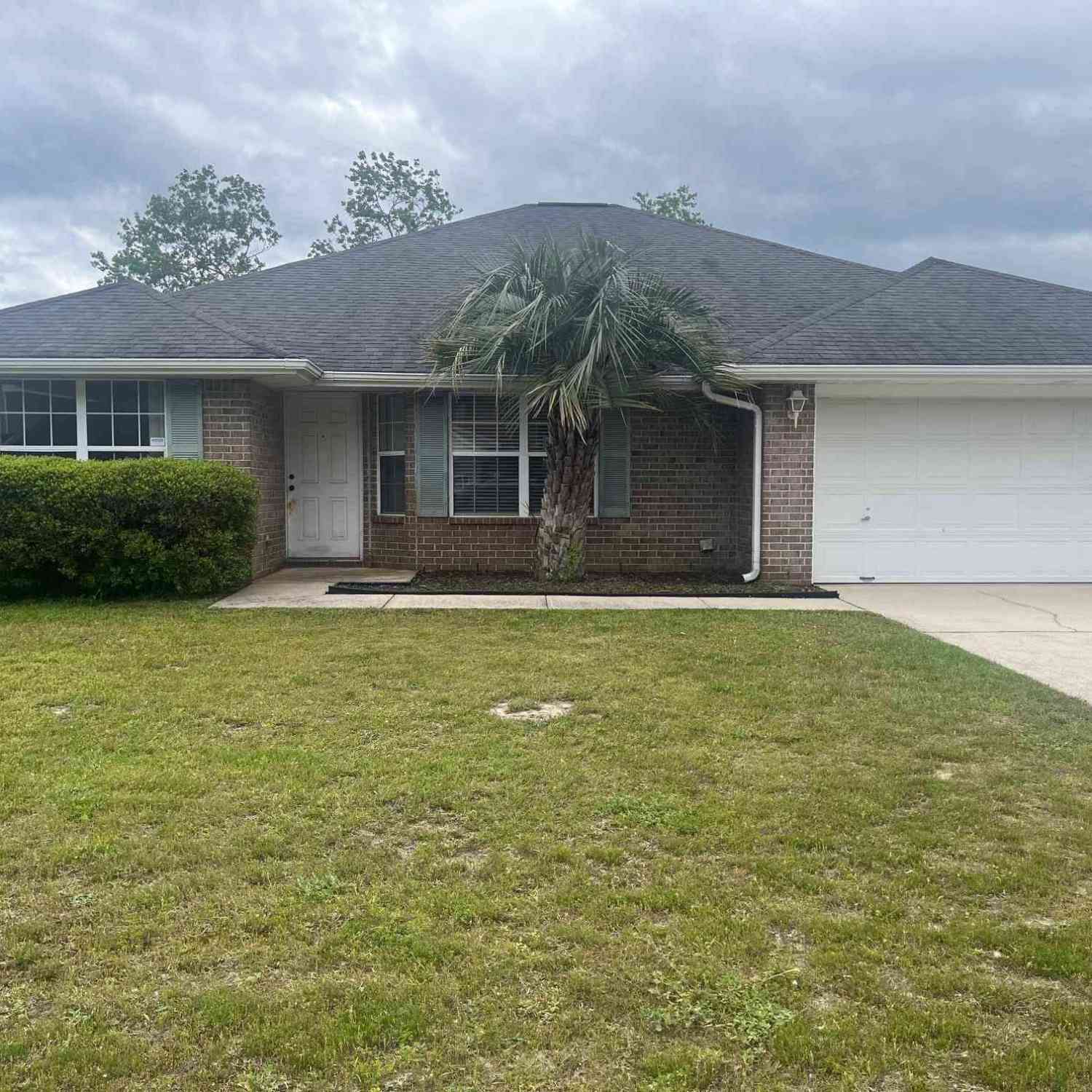 Homes For Sale - 6941 Elliots Gin Ln<br/> Navarre, FL 32566
