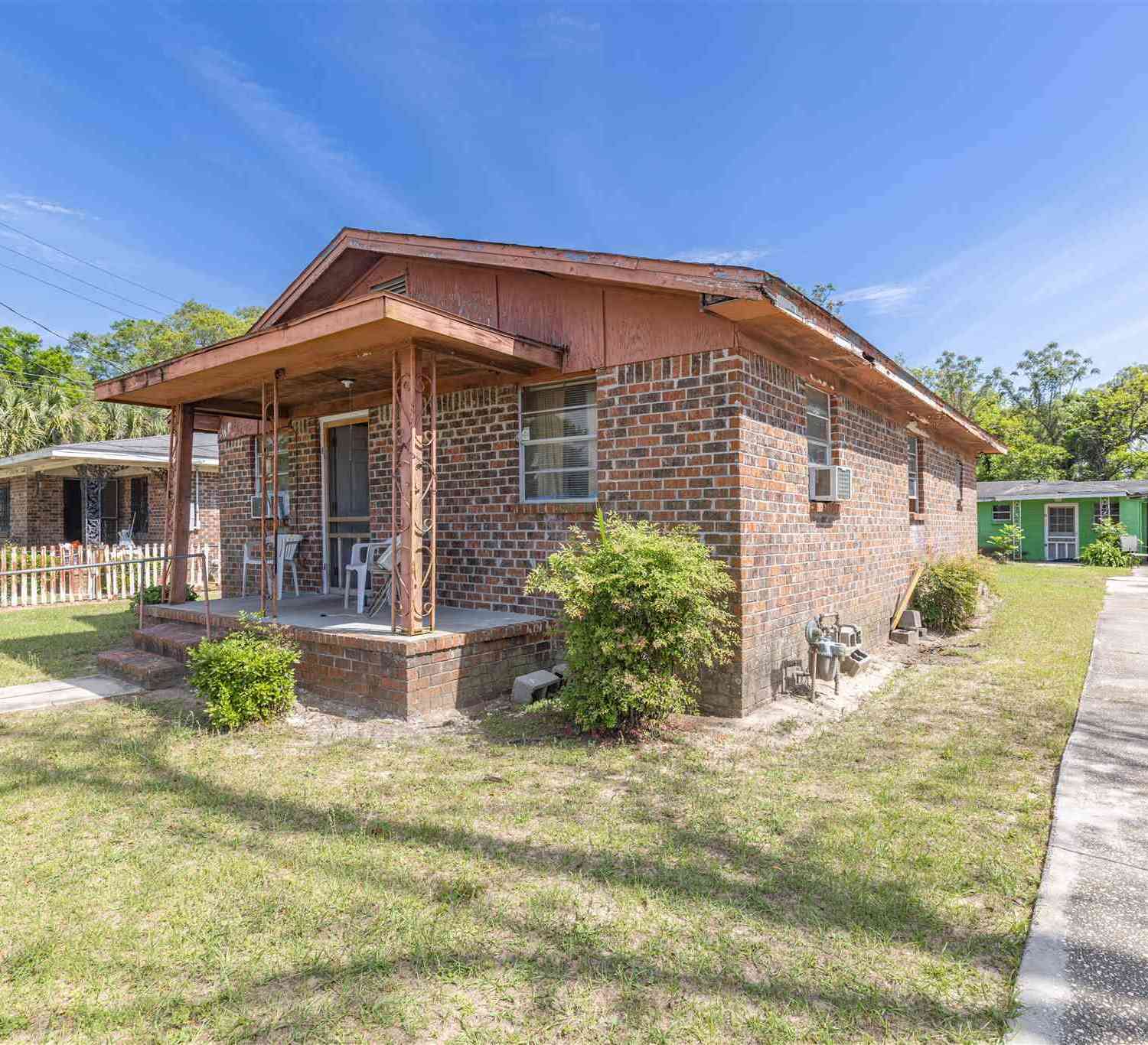 Homes For Sale - 105 E Anderson St<br/> Pensacola, FL 32503