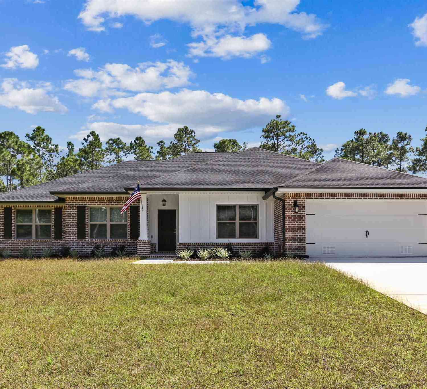 Homes For Sale - 7069 Leisure St<br/> Navarre, FL 32566