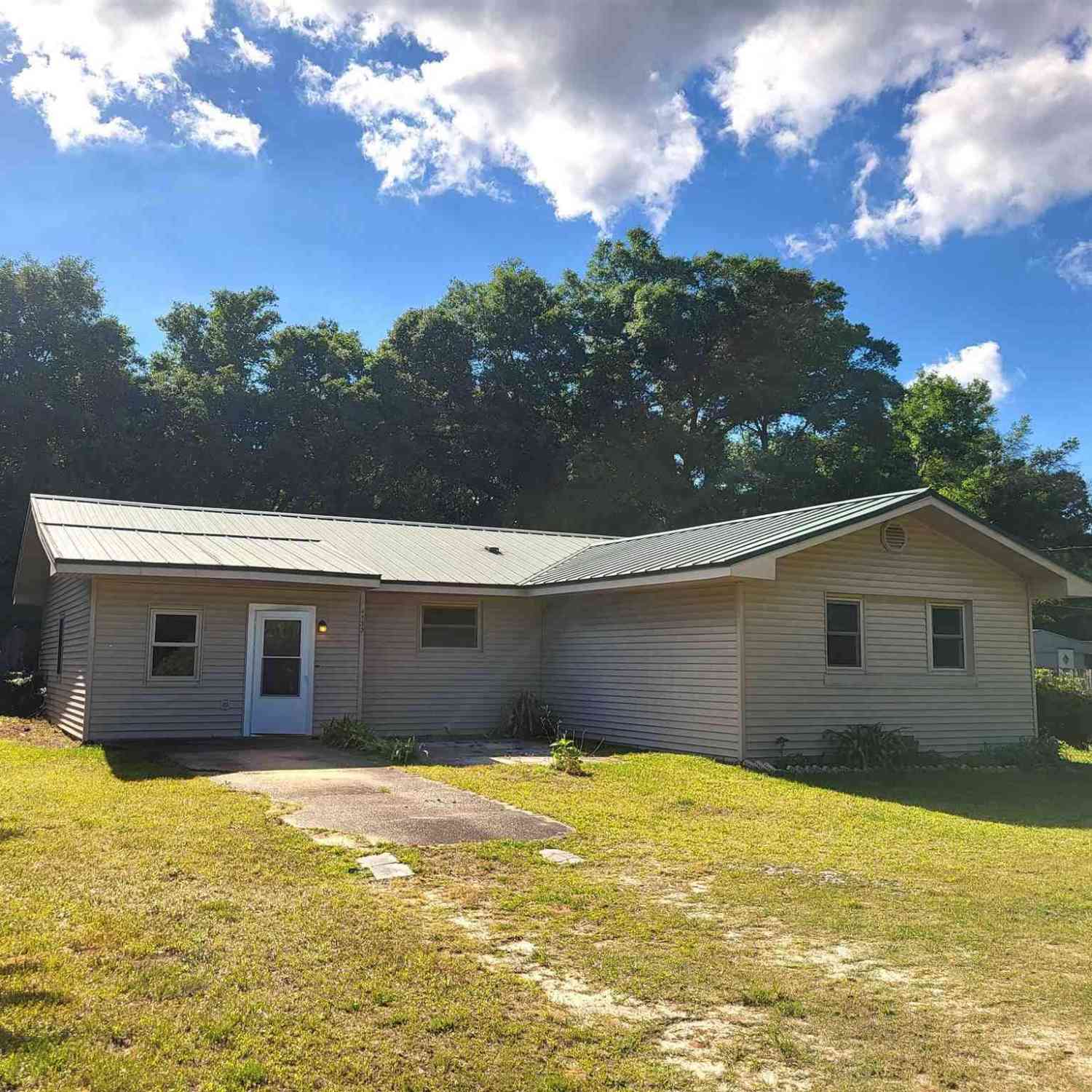 Homes For Sale - 4533 Trice Rd<br/> Pace, FL 32571