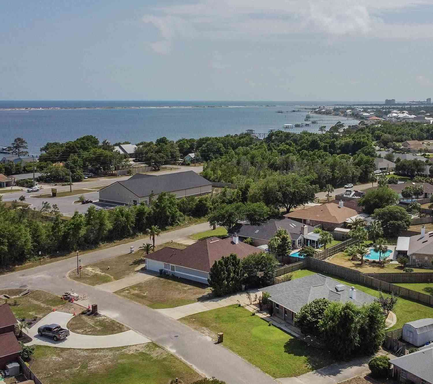Homes For Sale - 5023 Jenny Ln<br/> Pensacola, FL 32507