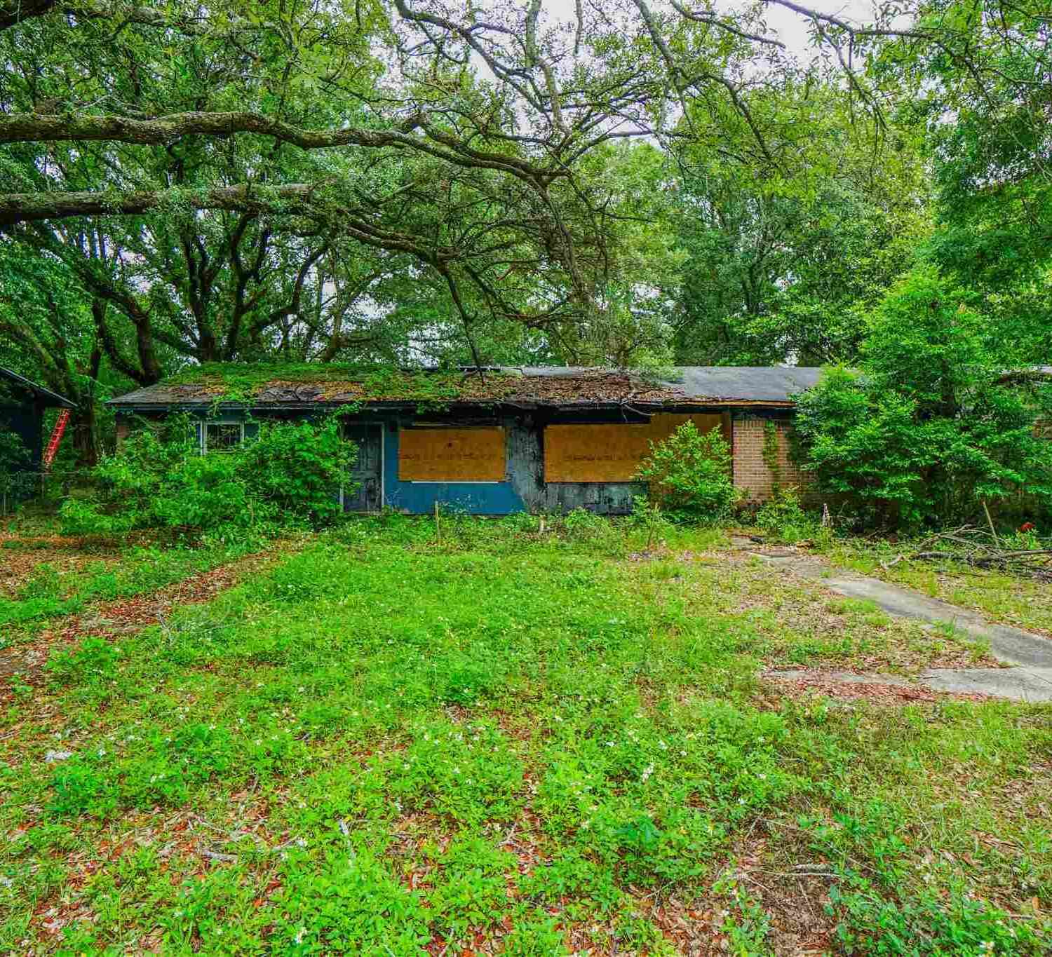 Homes For Sale - 5804 Penny Ave<br/> Pensacola, FL 32504