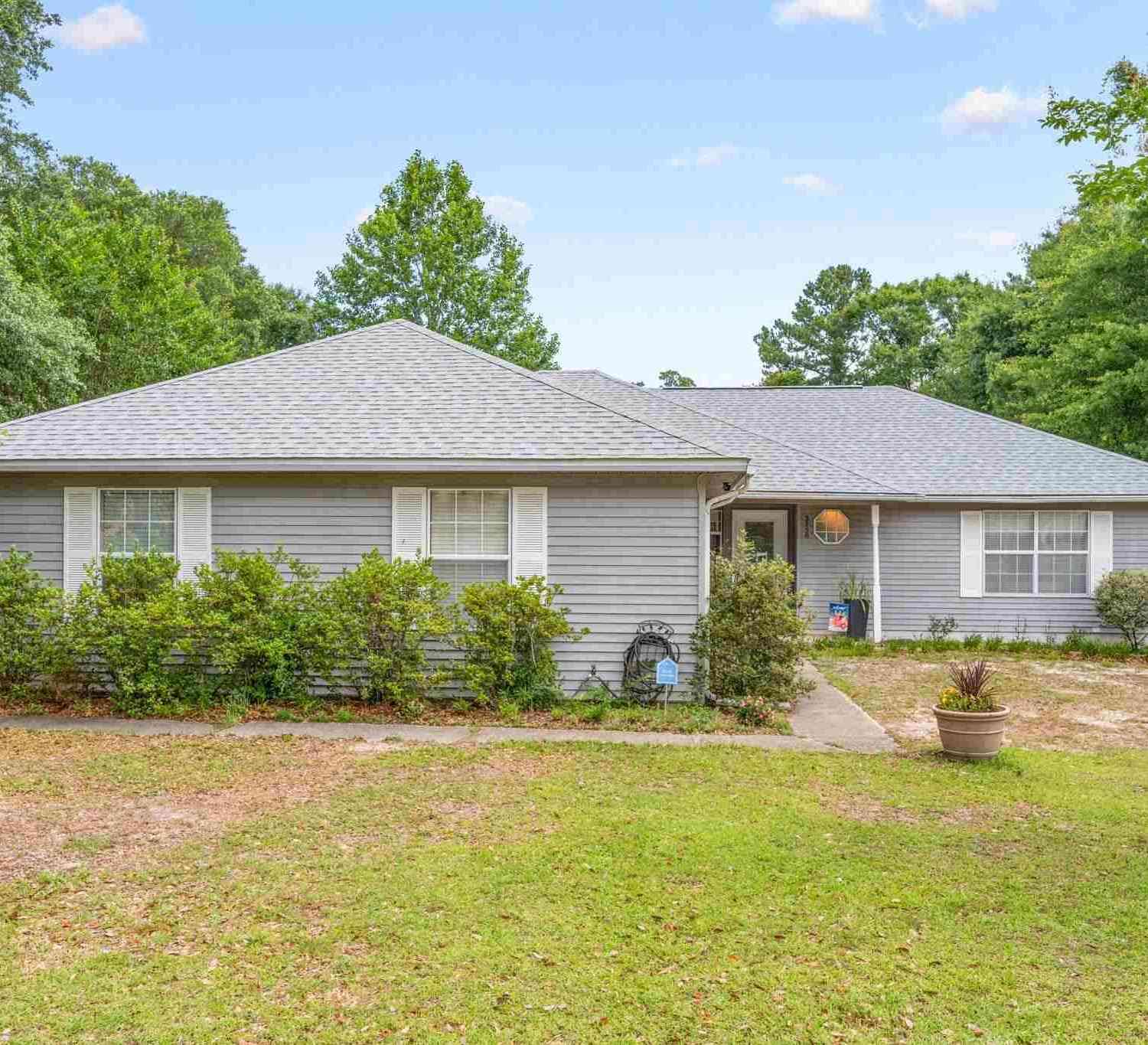 Homes For Sale - 3750 Don Janeal Rd<br/> Pensacola, FL 32526