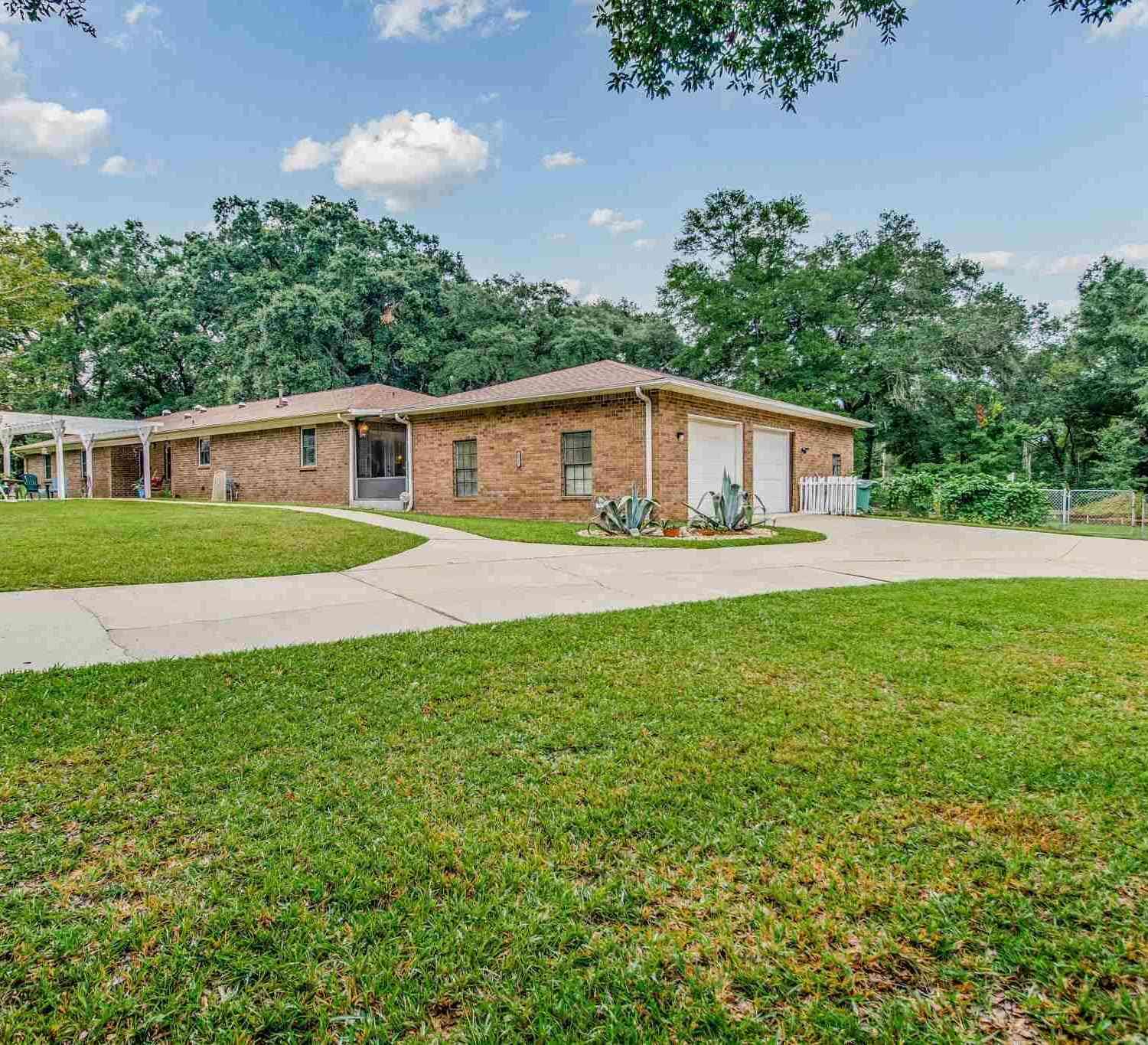 Homes For Sale - 6043 Spanish Oak Dr<br/> Escambia County, Pensacola, FL 32526