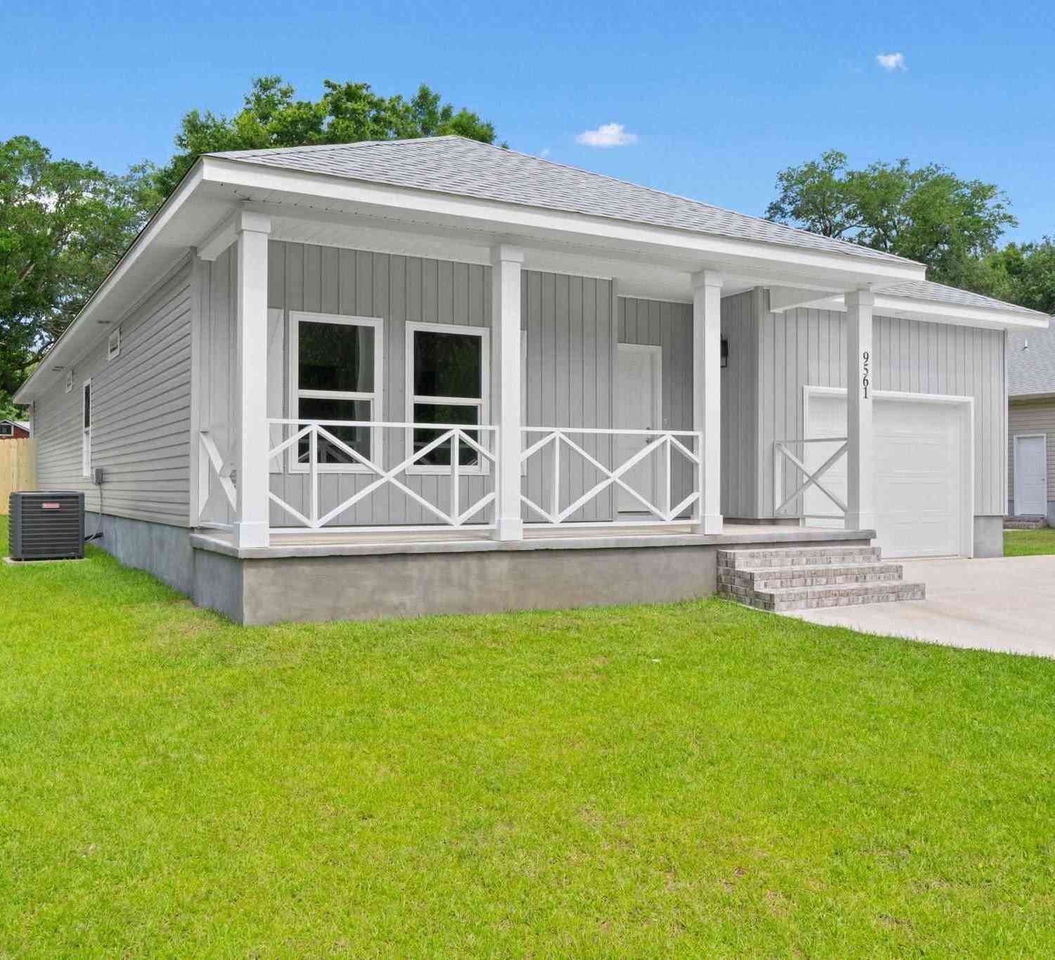Homes For Sale - 9561 Guidy Ln<br/> Pensacola, FL 32514
