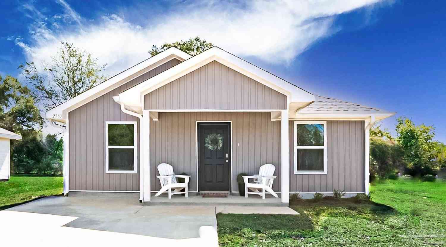 Homes For Sale - 8519 Doris Ave<br/> Pensacola, FL 32534