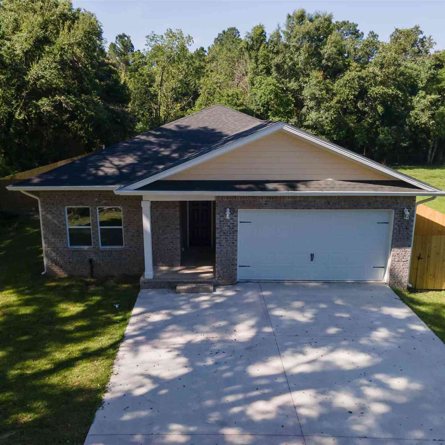 Homes For Sale - 298 Sunny Acres Ln<br/> Pensacola, FL 32514
