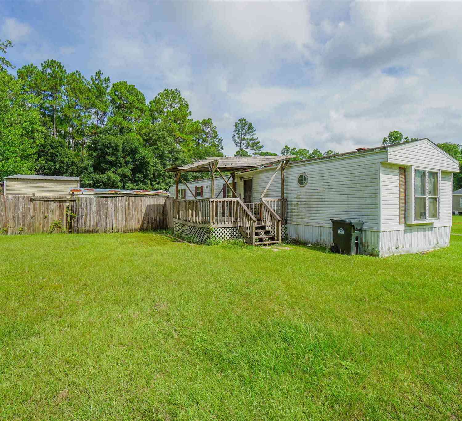 Mobile Home For Sale - 6238 Wyndotte Rd<br/> Pensacola, FL 32526