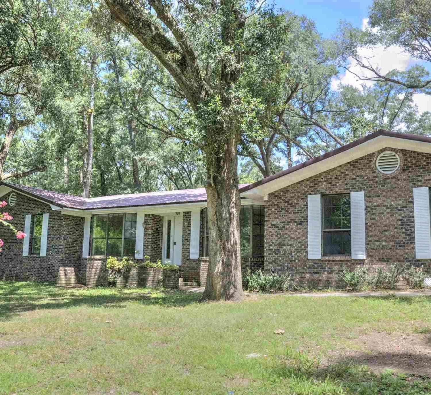 Homes For Sale - 130 Jacks Branch Rd<br/> Cantonment, FL 32533