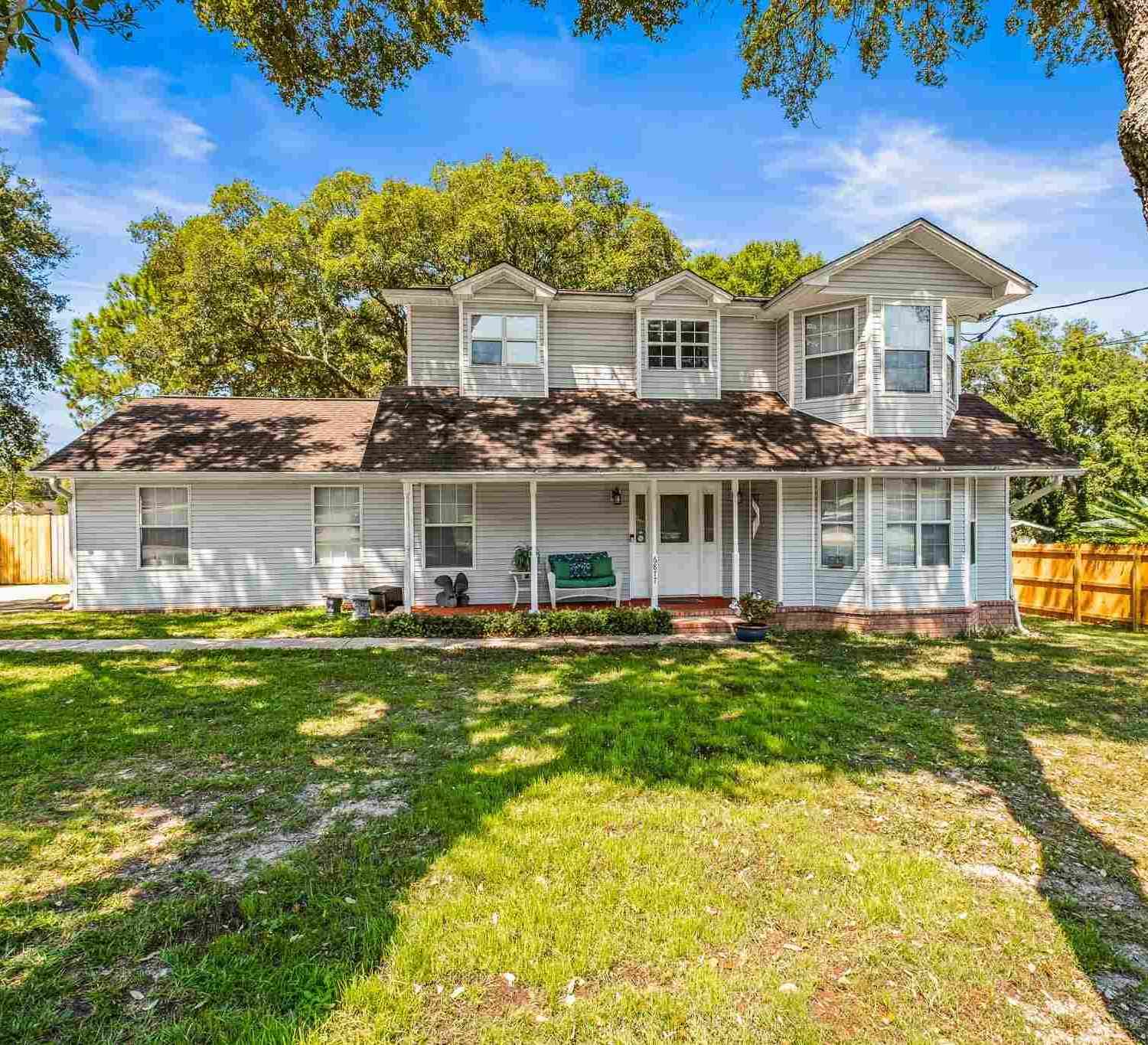 Homes For Sale - 6877 Cedar Lake Dr<br/> Escambia County, Pensacola, FL 32526