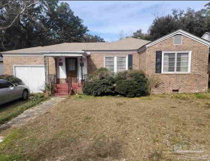 Homes For Sale - 3818 W Lloyd St<br/> Pensacola, FL 32505