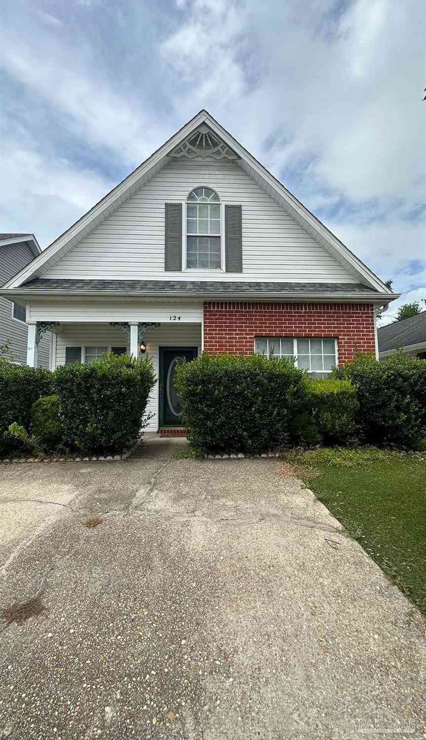 Homes For Sale - 124 Wildflower Ln<br/> Pensacola, FL 32514