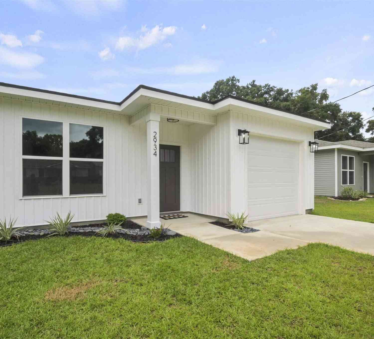 Homes For Sale - 2934 Mccarty Rd<br/> Crestview, FL 32539