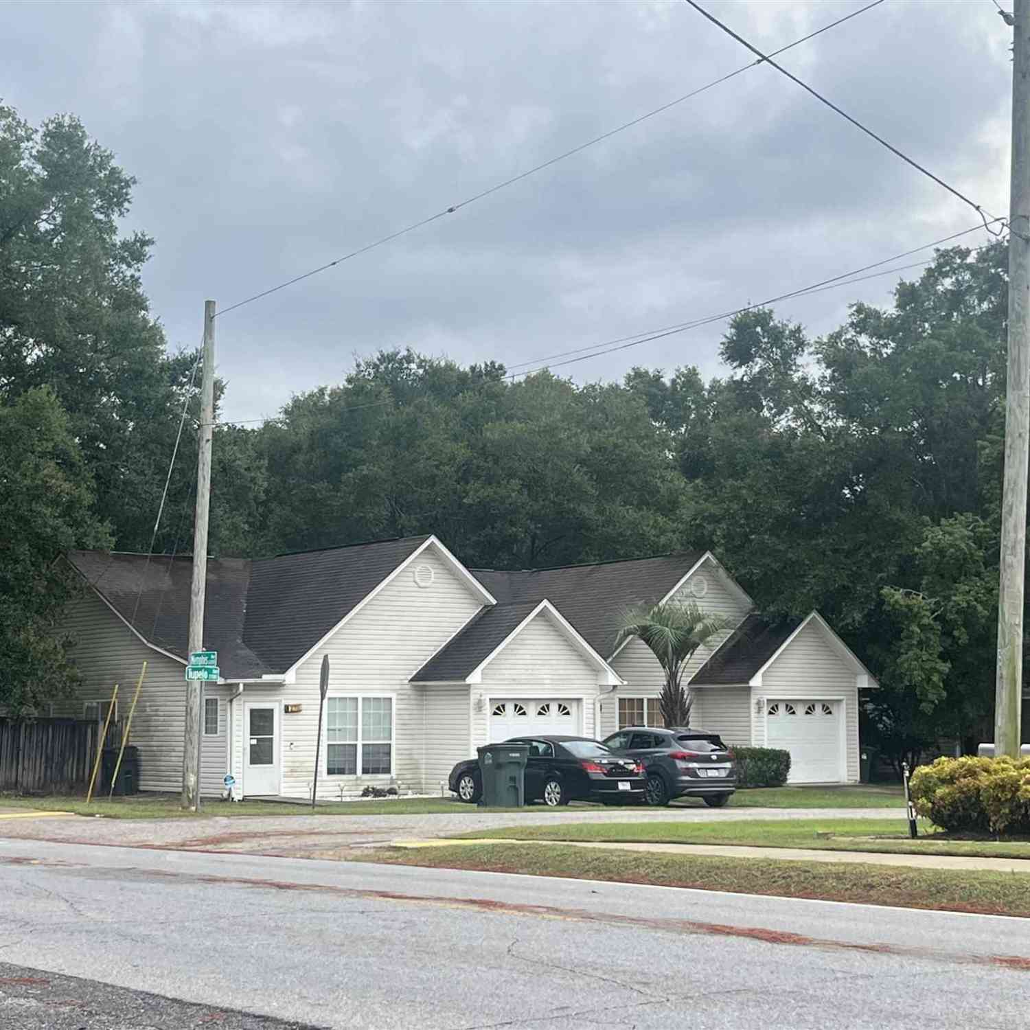 Multifamily For Rent - 2701 Tupelo Ave<br/> Pensacola, FL 32526