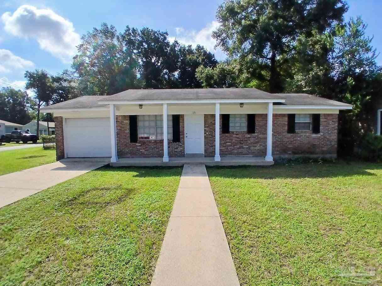 Homes For Sale - 15 Gloucester Ave<br/> Pensacola, FL 32505