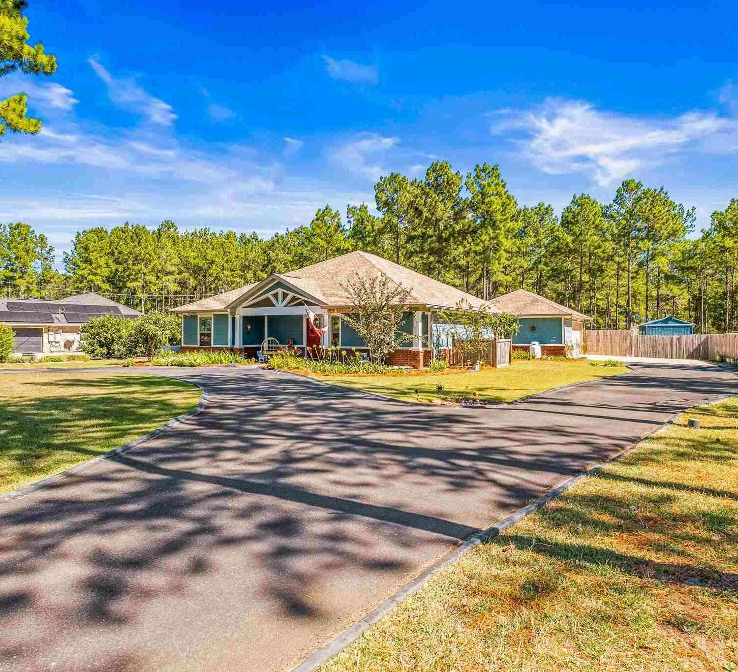 Homes For Sale - 2530 Ten Mile Rd<br/> Pace, FL 32571