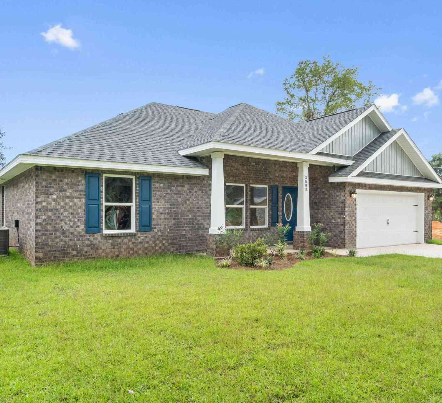 Homes For Sale - 4267 Carl Booker Rd<br/> Milton, FL 32583