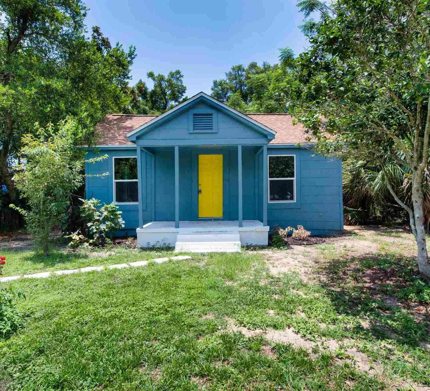 Homes For Rent - 211 Broadmoor Ln<br/> Pensacola, FL 32507