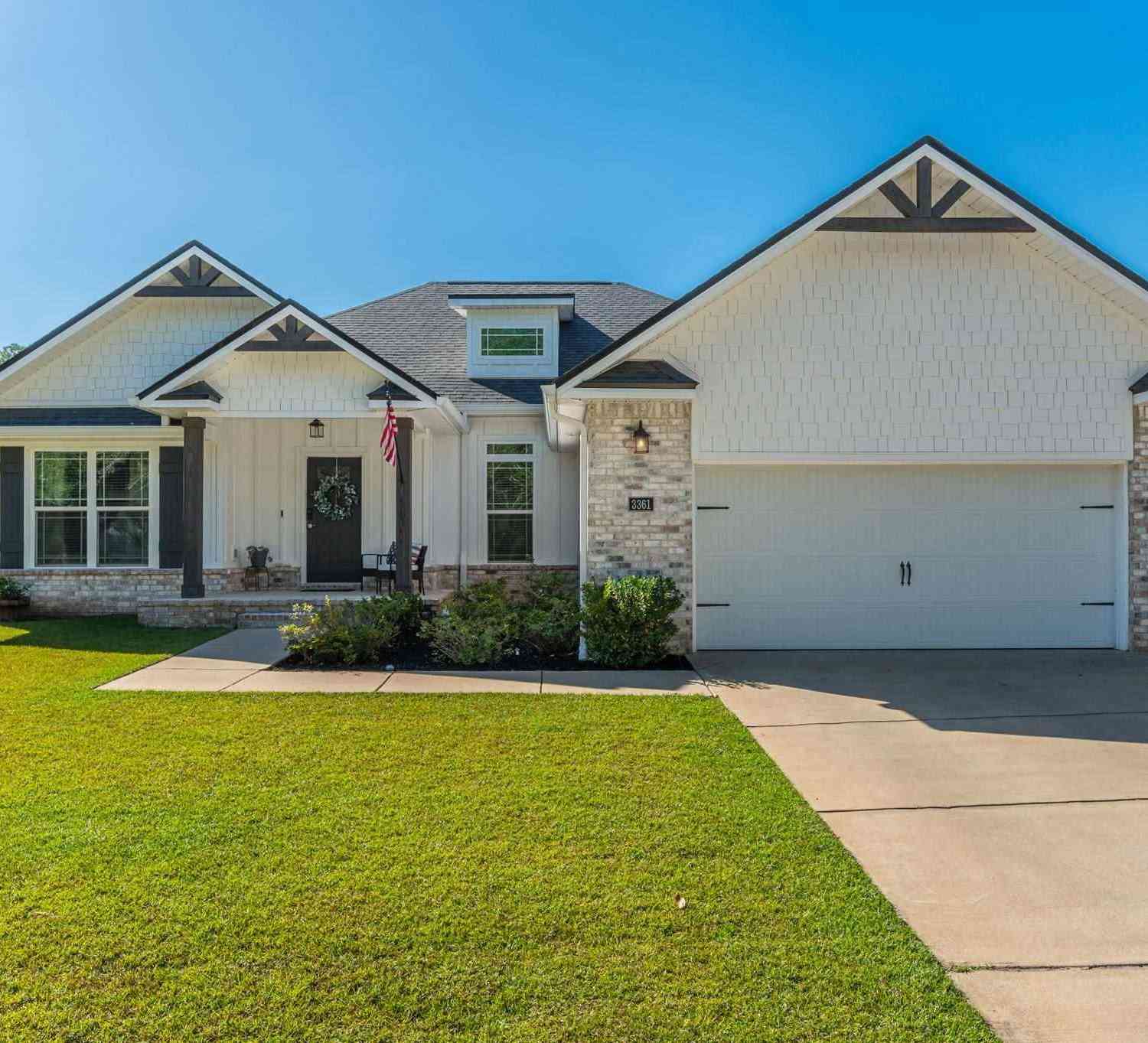 Homes For Sale - 3361 Bob Tolbert Rd<br/> Navarre, FL 32566