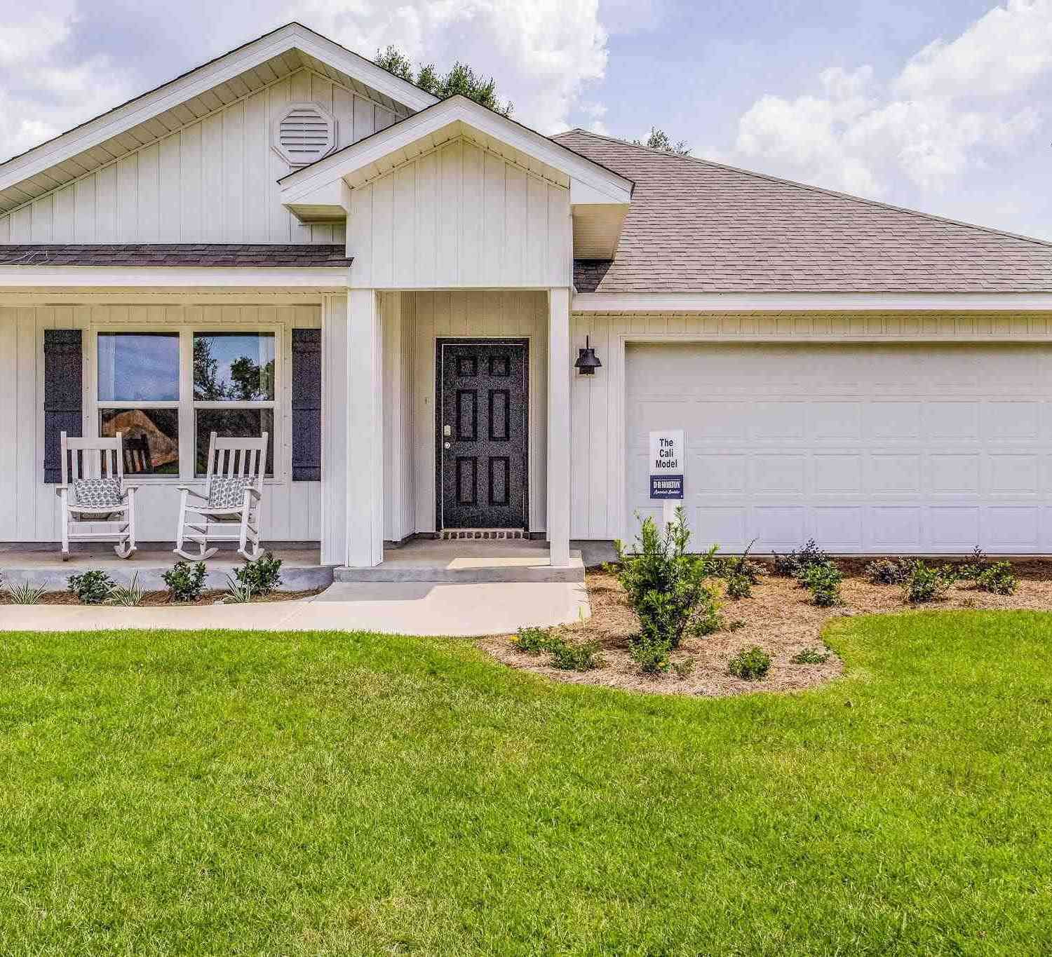 Homes For Sale - 4963 Red Cedar Rd<br/> Pace, FL 32571
