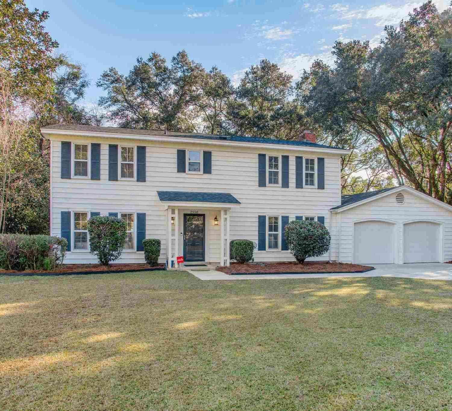 Homes For Sale - 2550 Berrydale Rd<br/> Cantonment, FL 32534