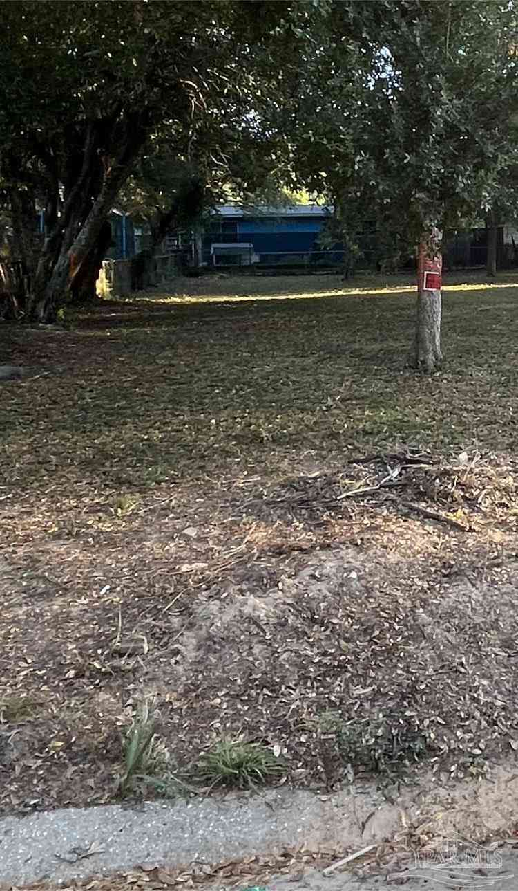 Vacant Land For Sale - 923 Artesian Ave<br/> Pensacola, FL 32505